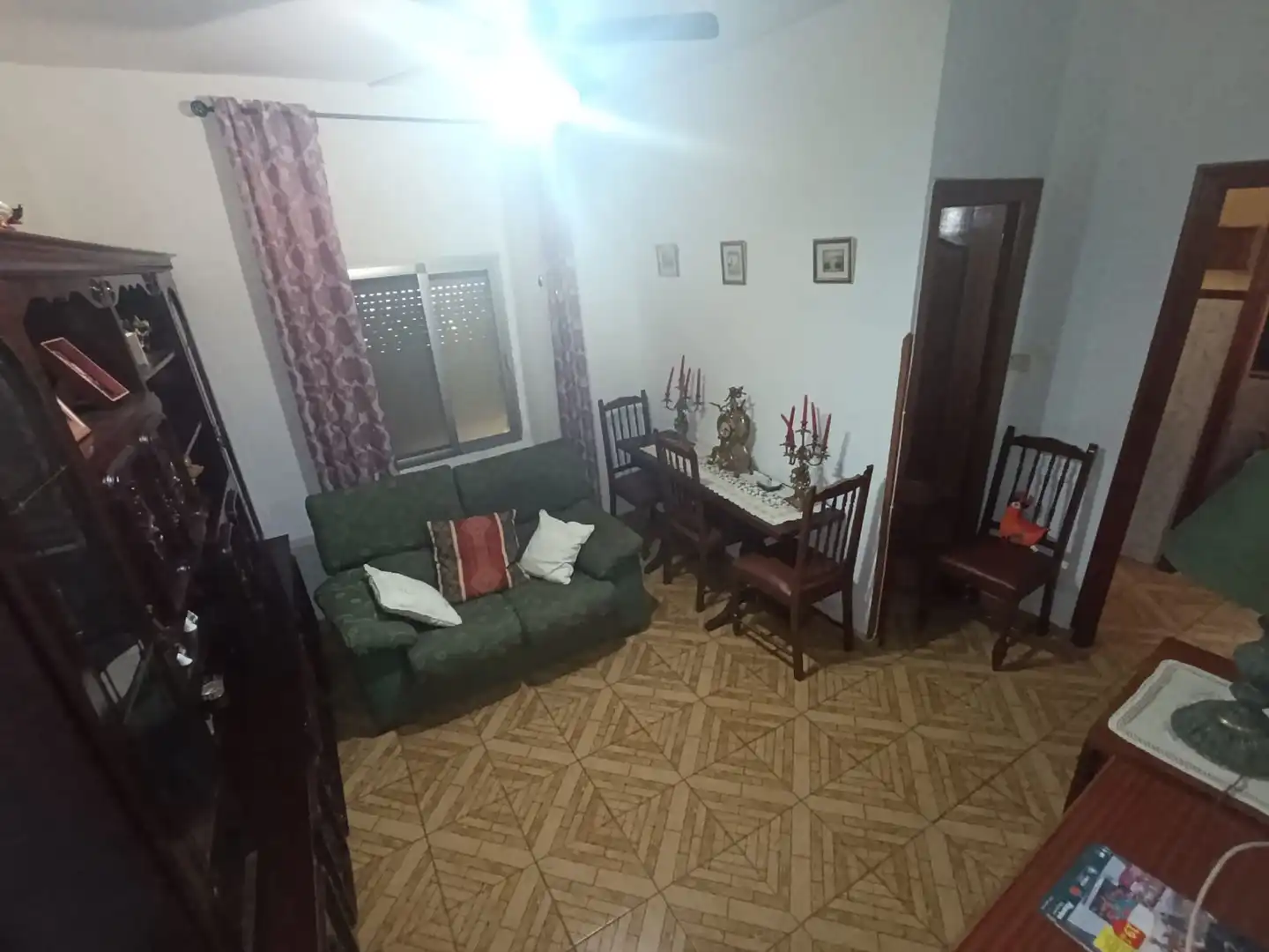 Sala de estar de Casa adosada en venta en Linares con Aire acondicionado, Calefacción y Terraza