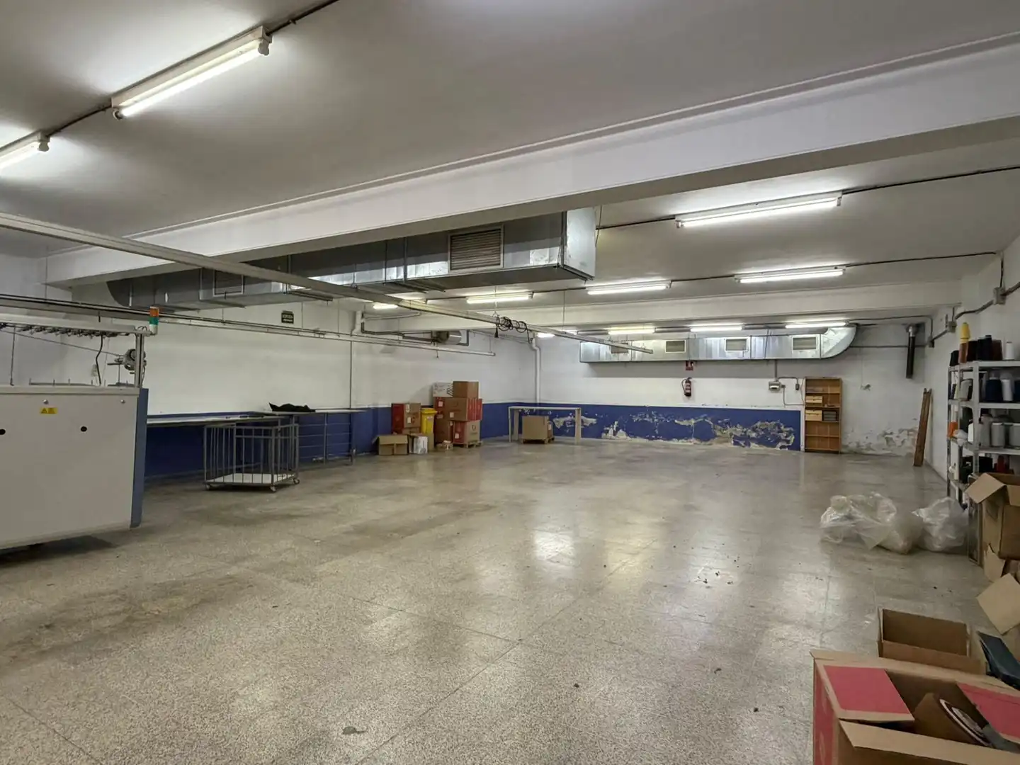 Fabrikhallen zur Miete in Igualada