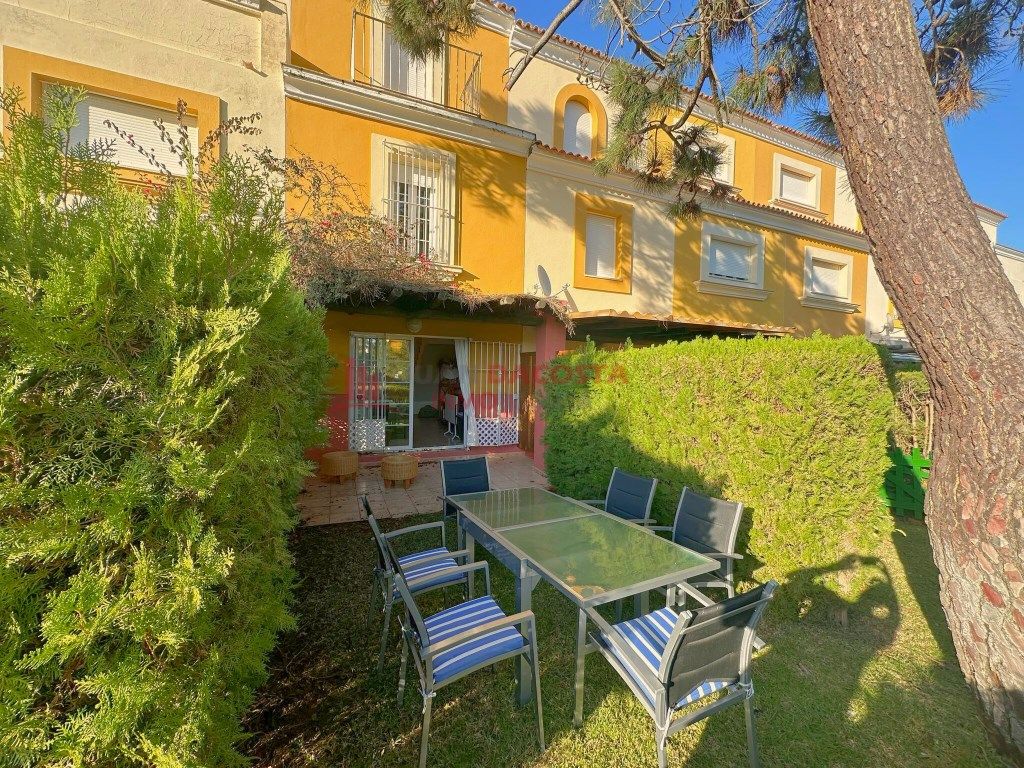 House or chalet for sale in N/A, Islantilla Golf