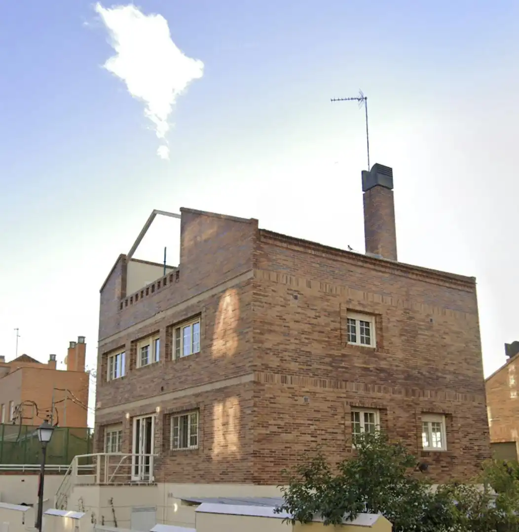 Vista exterior de Casa o chalet de alquiler en Madrid con Aire acondicionado, Jardín privado y Amueblado
