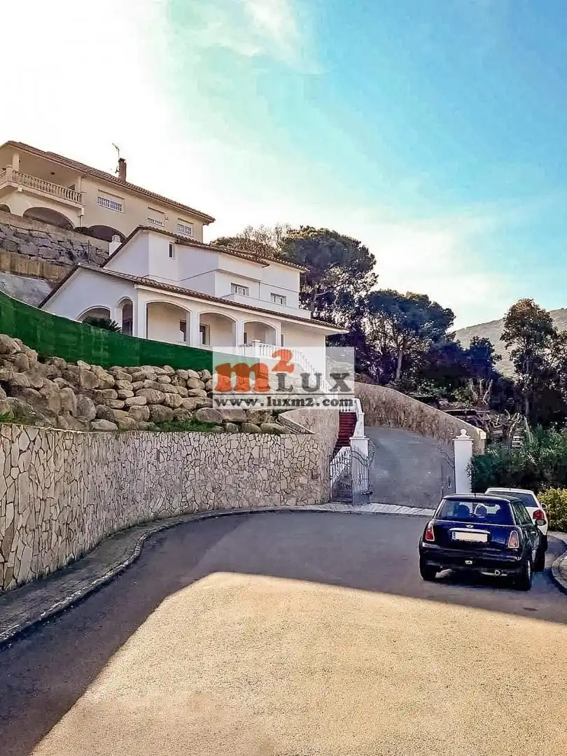 Houses for sale in Cabrils