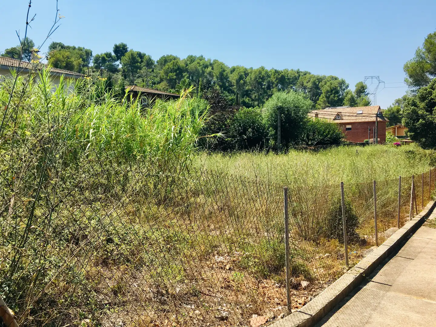 Residential land for sale in Avinguda de la Mare de Déu de Lourdes 42, imagen 2
