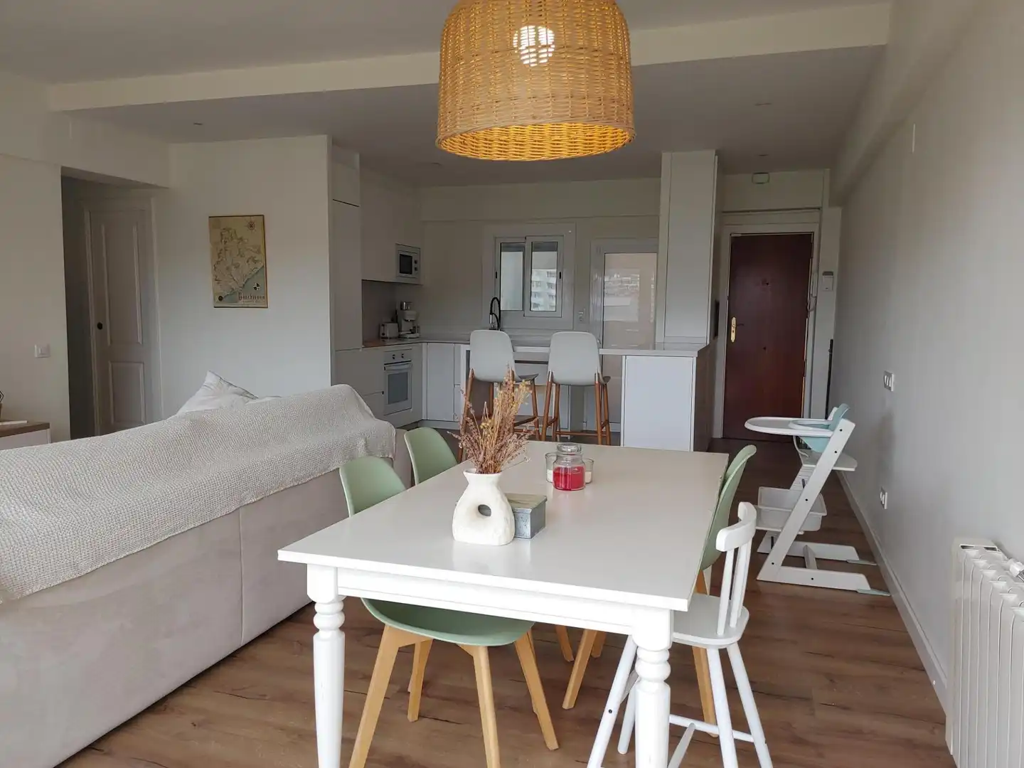 Dining room of Flat for sale in L'Hospitalet de Llobregat  with Heating, Terrace and Balcony