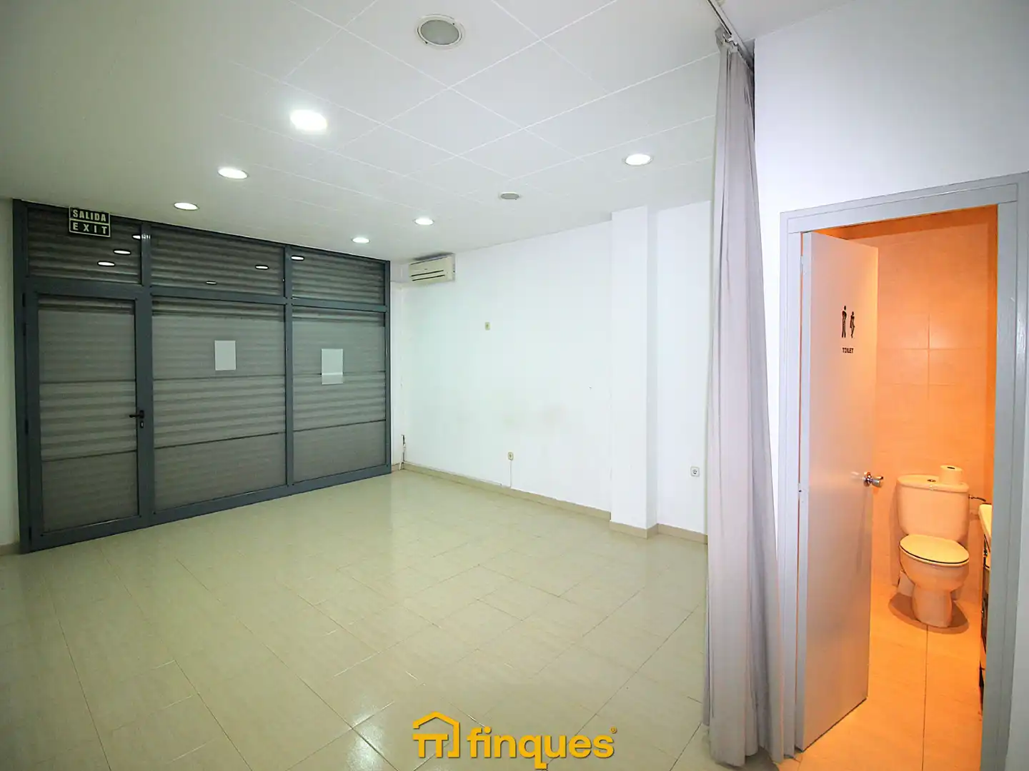 Local comercial en venda a Carrer d'Anselm Clavé, imagen 3