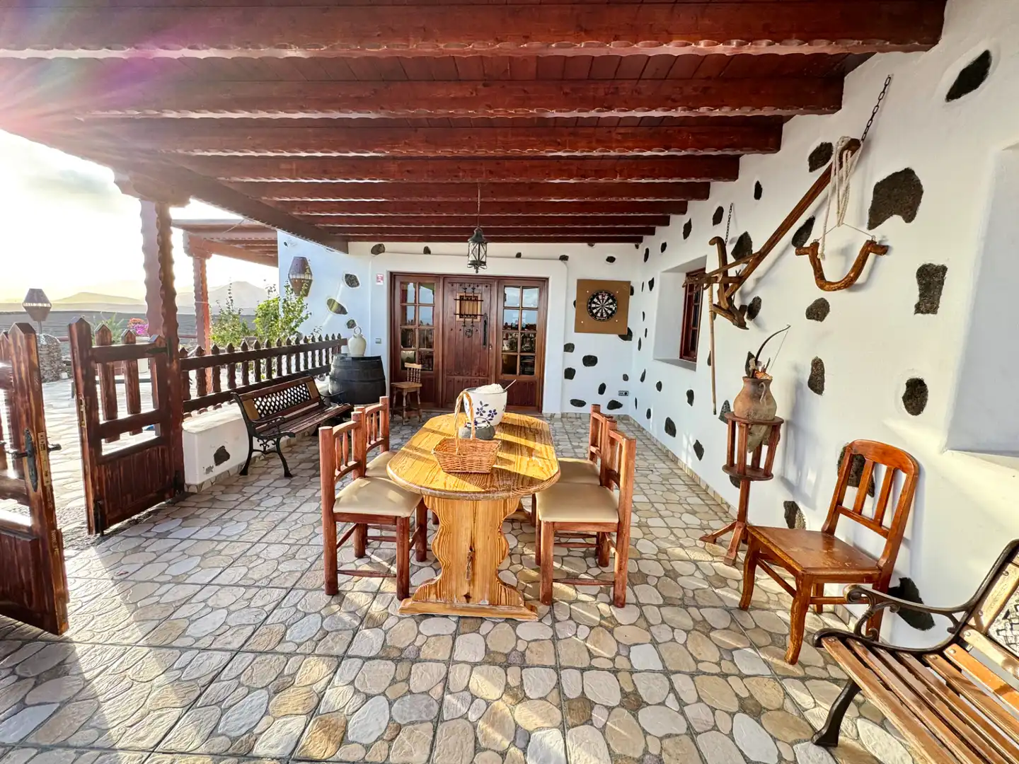 Terrasse von Country house zum Verkauf in Tías mit Privatgarten, Terrasse und Möbliert
