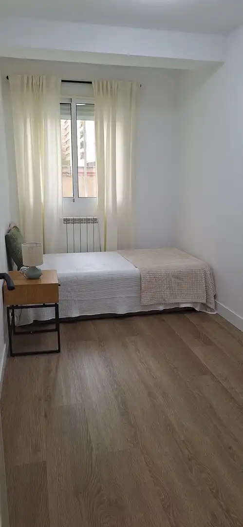 Bedroom of Flat for sale in Zaragoza  with Heating