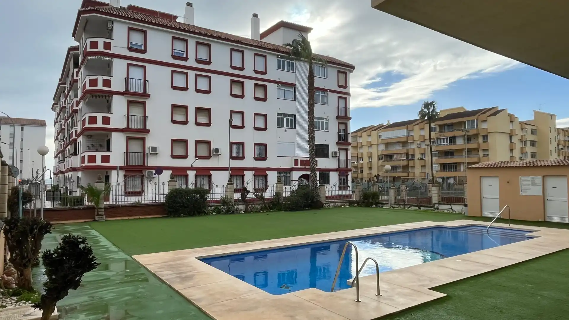 Piso con piscina en venta en Avenida Cotomar