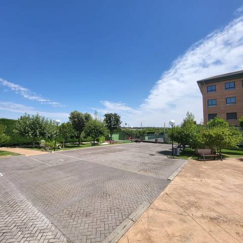 Piso en Alquiler en Hervencias Altas - El Pinar