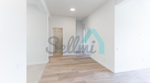 Foto 3 de Piso en venta en Baleares, Pumarín, Gijón