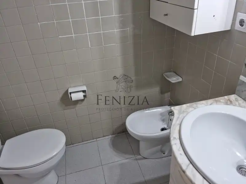 Bathroom of Flat for rent in Cádiz  with Terrace, Furnished and Oven