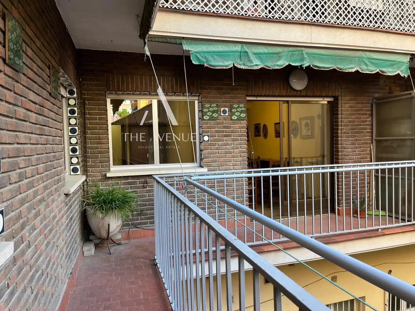 Terraza de Apartamento en venta en Madrid con Calefacción y Balcón