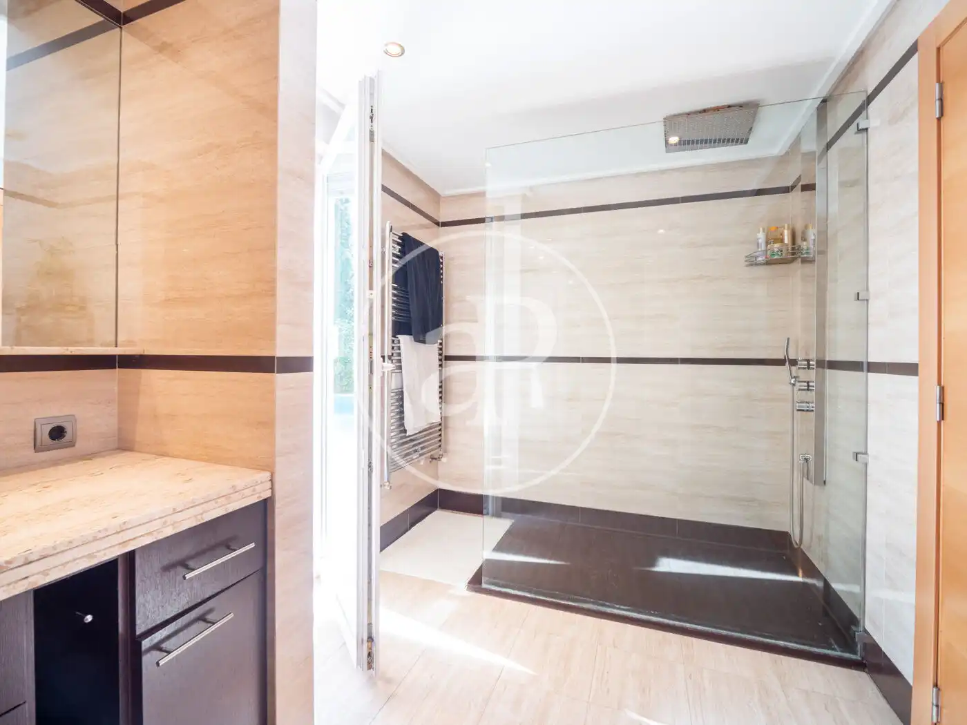 Baño de Casa o chalet en venta en Gilet con Aire acondicionado, Calefacción y Jardín privado