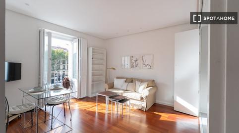 Foto 3 de Estudi per a compartir a Cortes - Huertas,  Madrid Capital