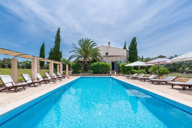 Finca rústica en Venta en Petra