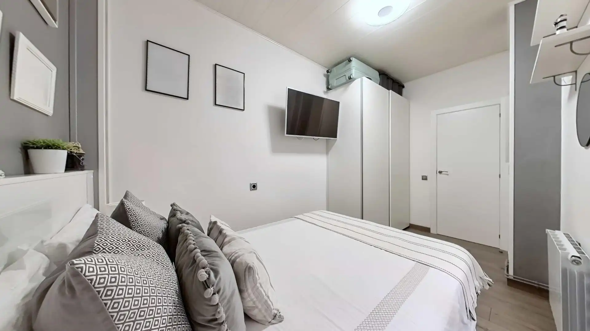 Piso con terraza en venta en Calle Virgili, imagen 17