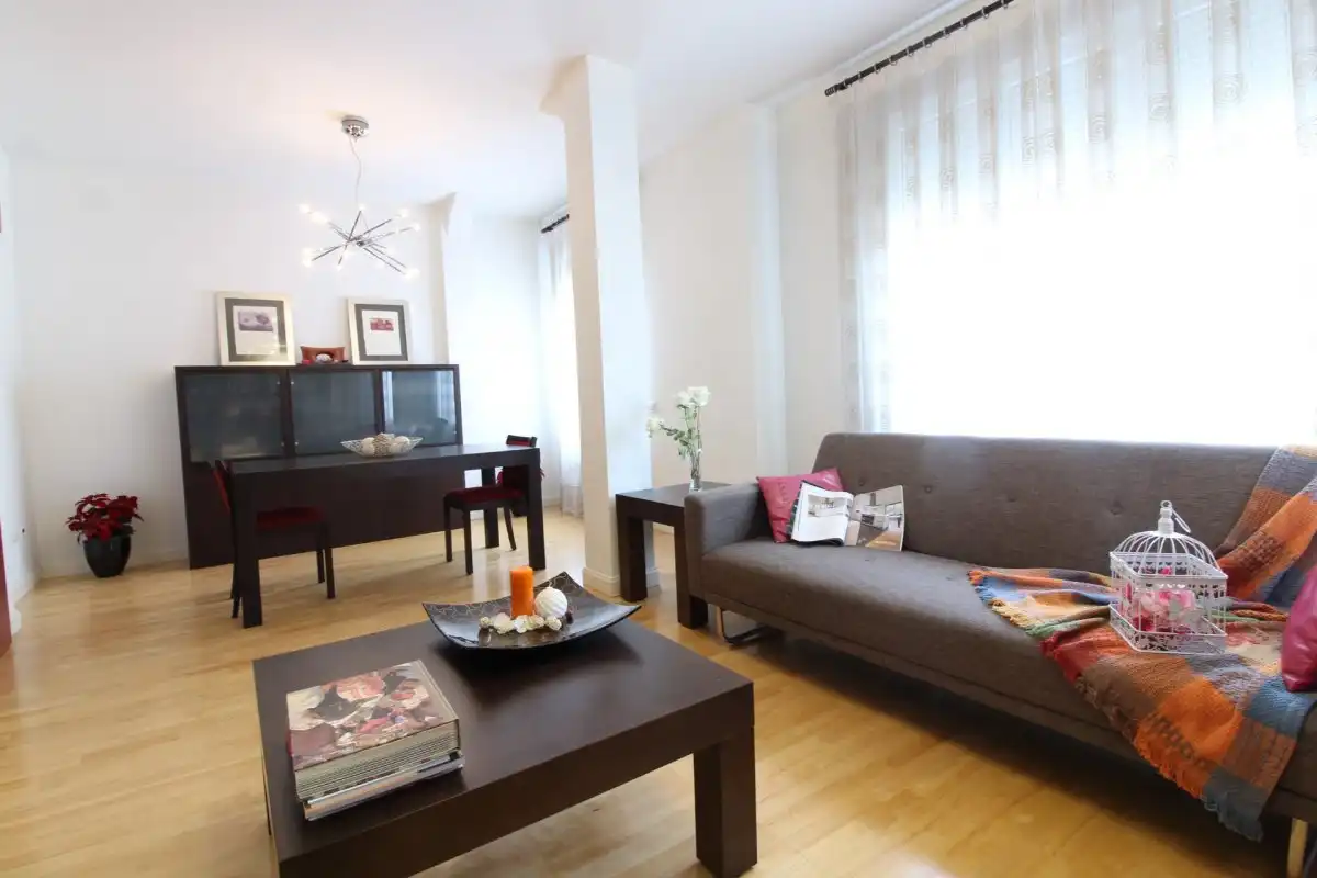 Sala de estar de Piso de alquiler en Valencia con Aire acondicionado, Calefacción y Parquet