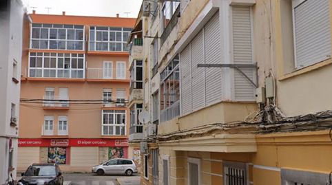 Image 3 of the listing