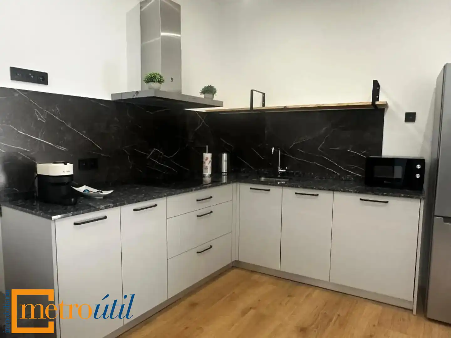 Cocina de Estudio en venta en Salamanca con Aire acondicionado, Calefacción y Parquet