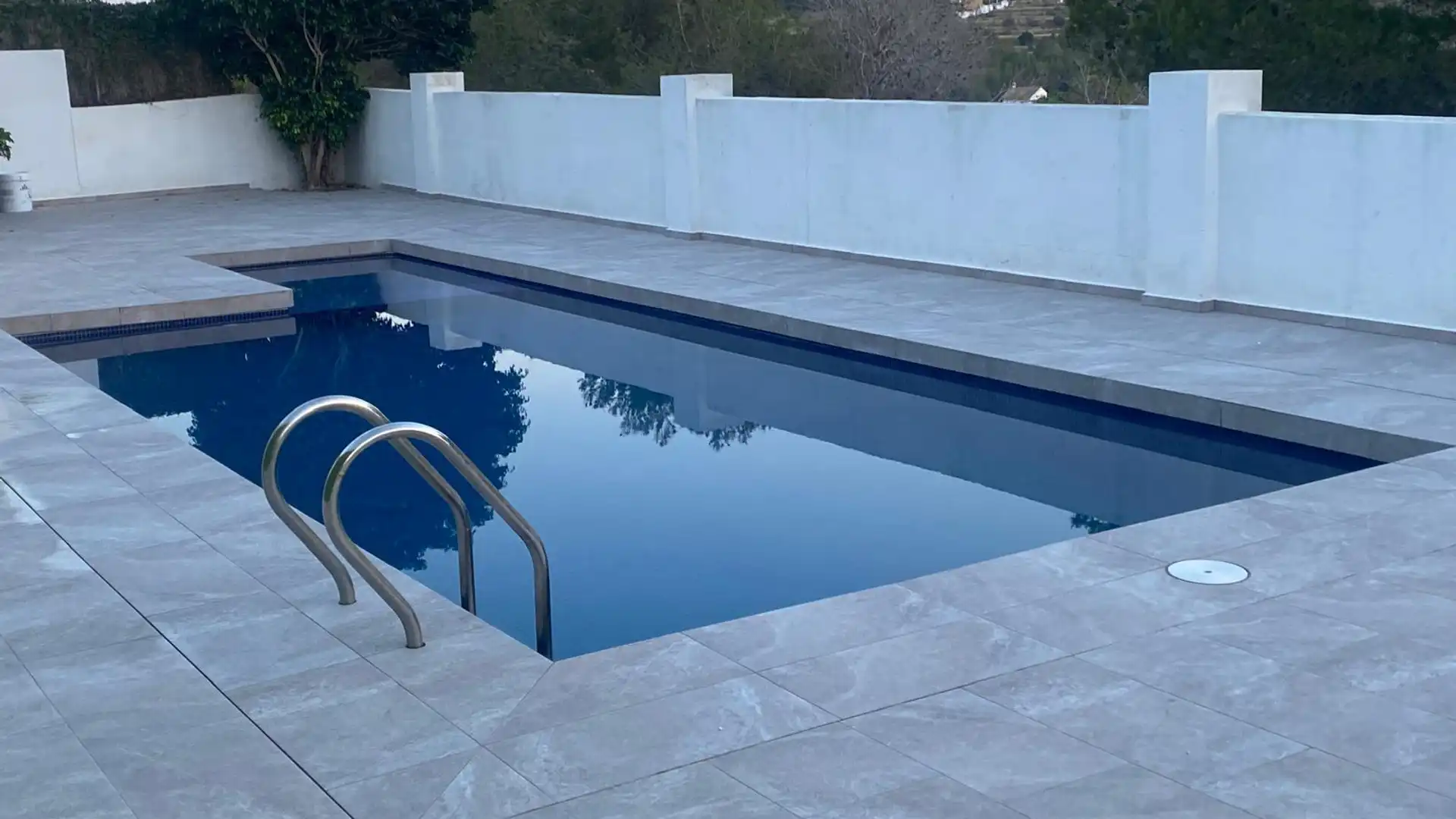 Piscina de Casa o chalet en venta en Calpe / Calp con Aire acondicionado, Calefacción y Jardín privado