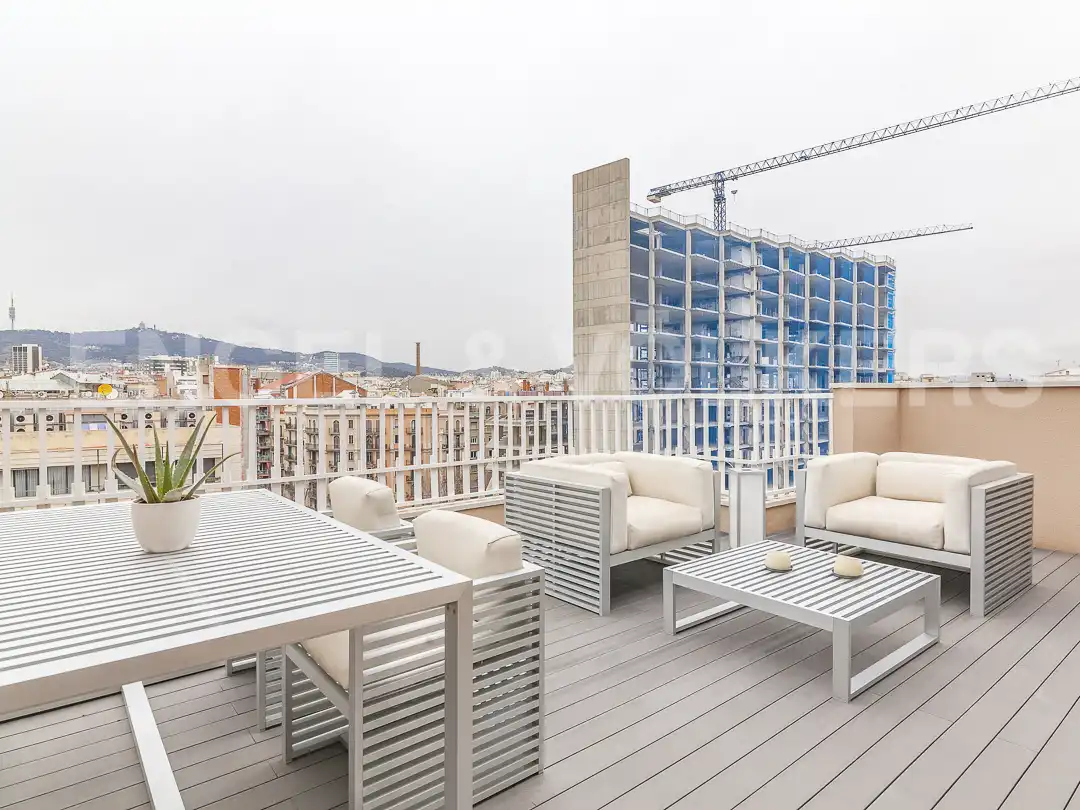 Terrasse von Dachboden zum Verkauf in Barcelona mit Klimaanlage, Heizung und Terrasse