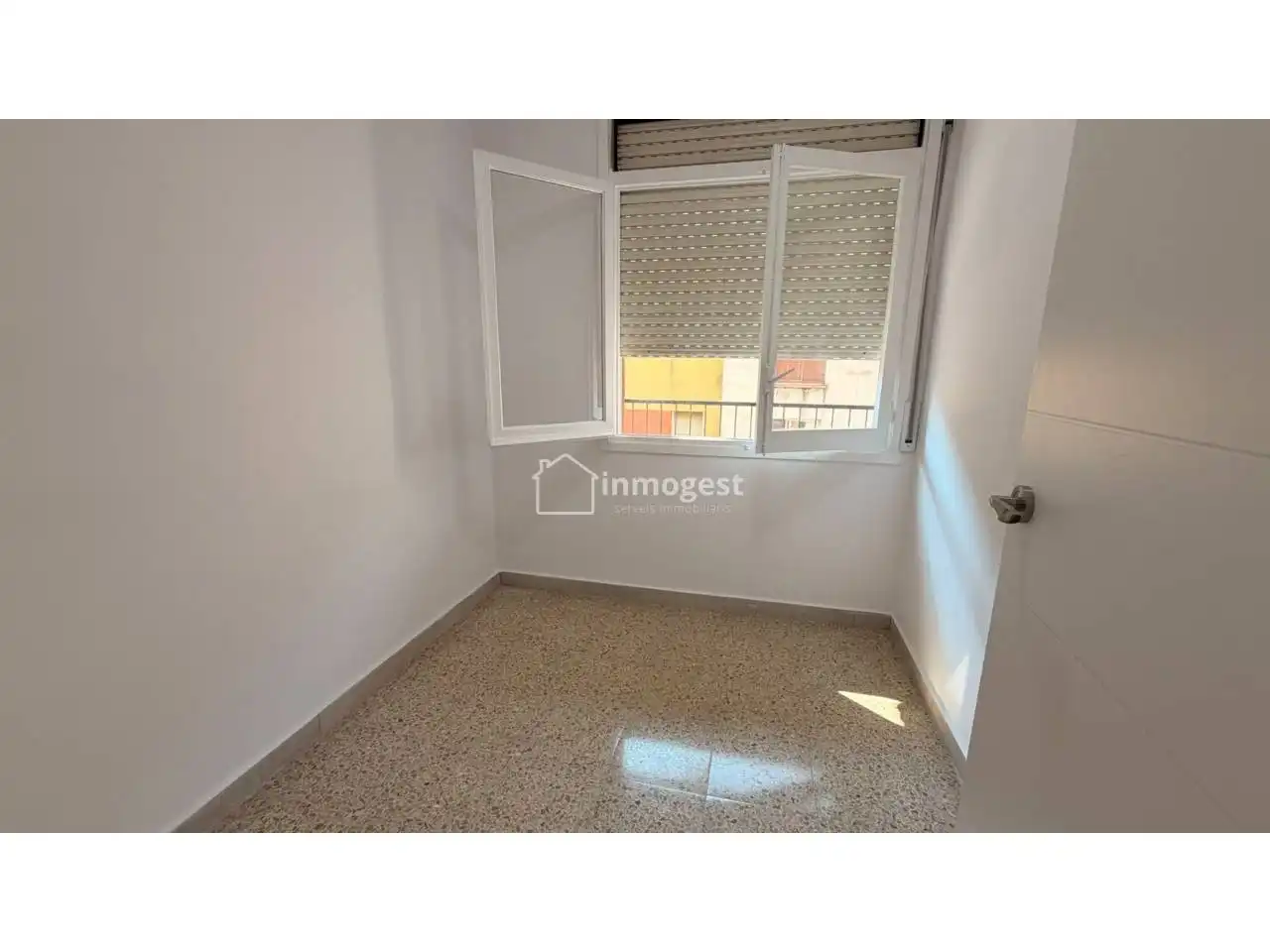 Habitación de Piso en venta en Salt con Balcón