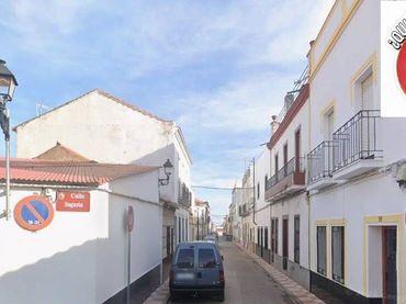 Adossat en venda a Calle UMBRIA
