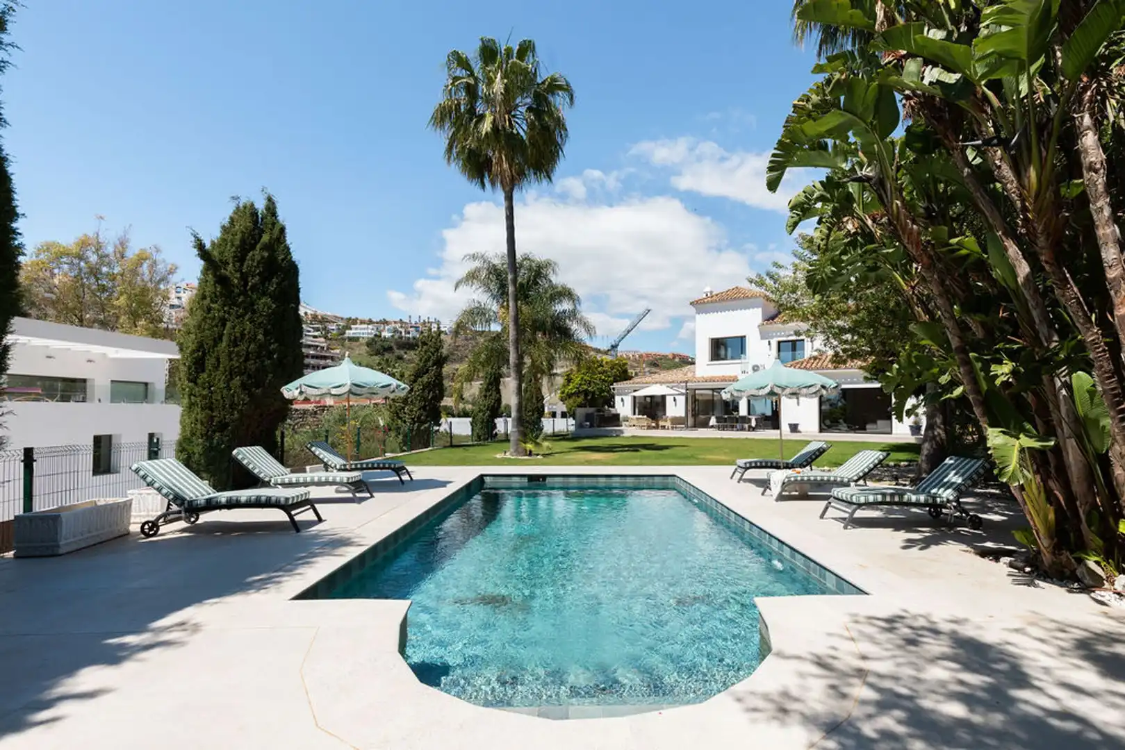 Piscina de Casa o chalet en venta en Benahavís con Terraza