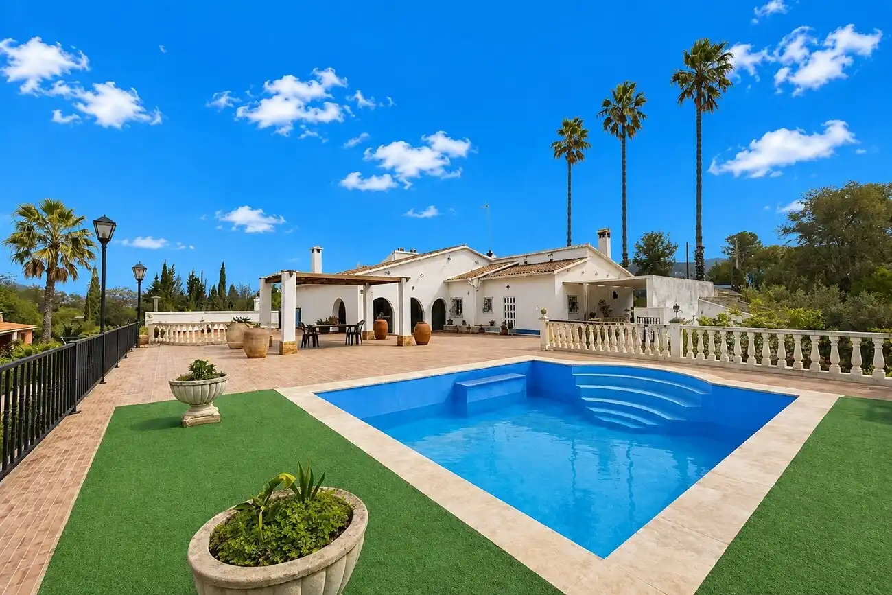 Casa rústica amb piscina en venda a Canals, imagen 4