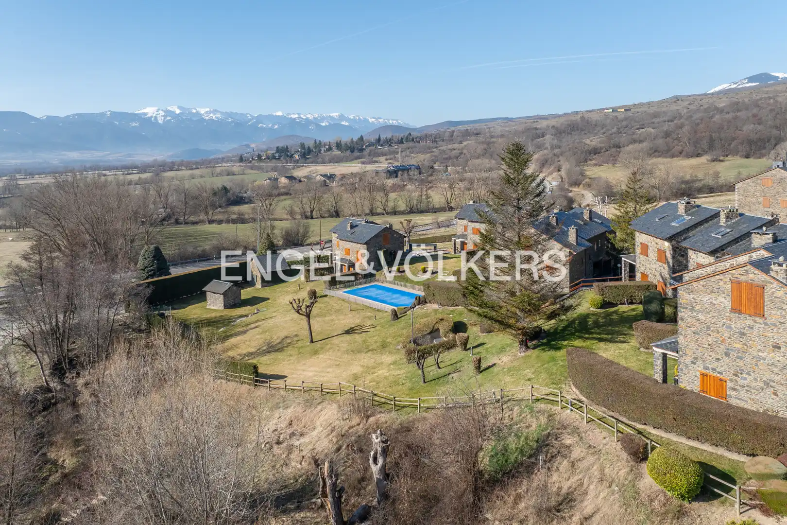Casa adosada en venta en Ger con Calefacción, Jardín privado y Parquet