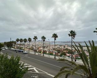 Vista exterior de Casa adosada en venda en Las Palmas de Gran Canaria amb Terrassa