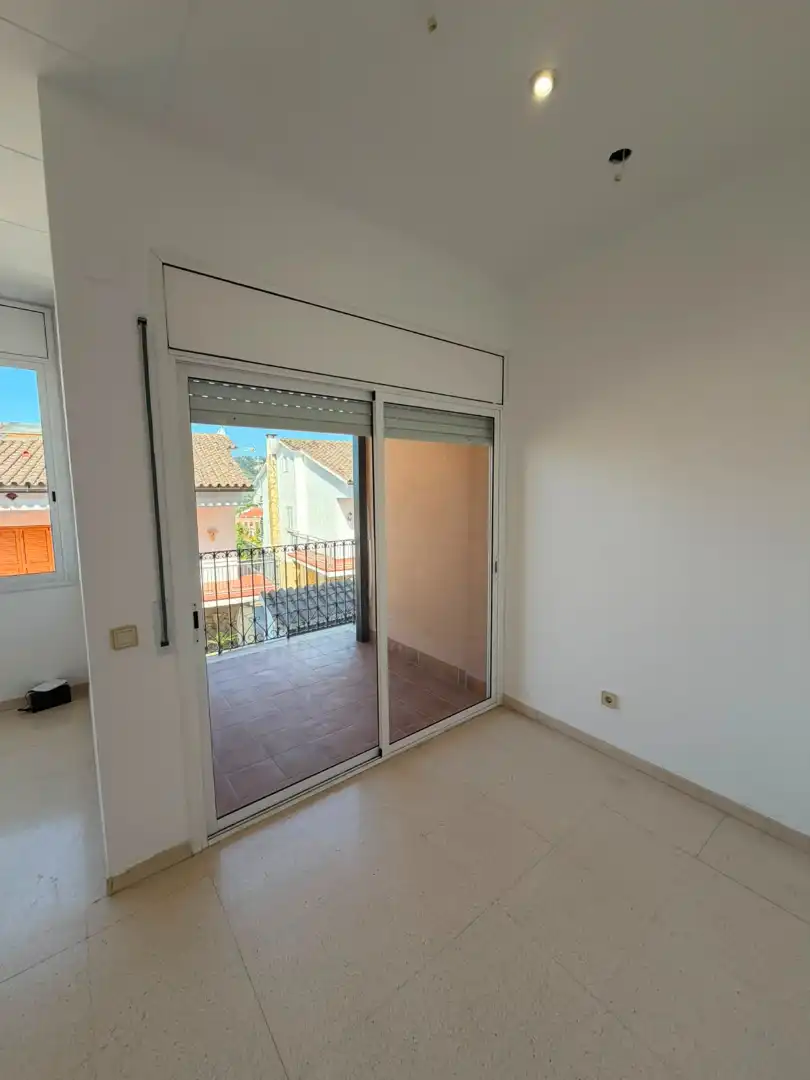 Flat with terrace for sale in Carrer de Maria Escalfet