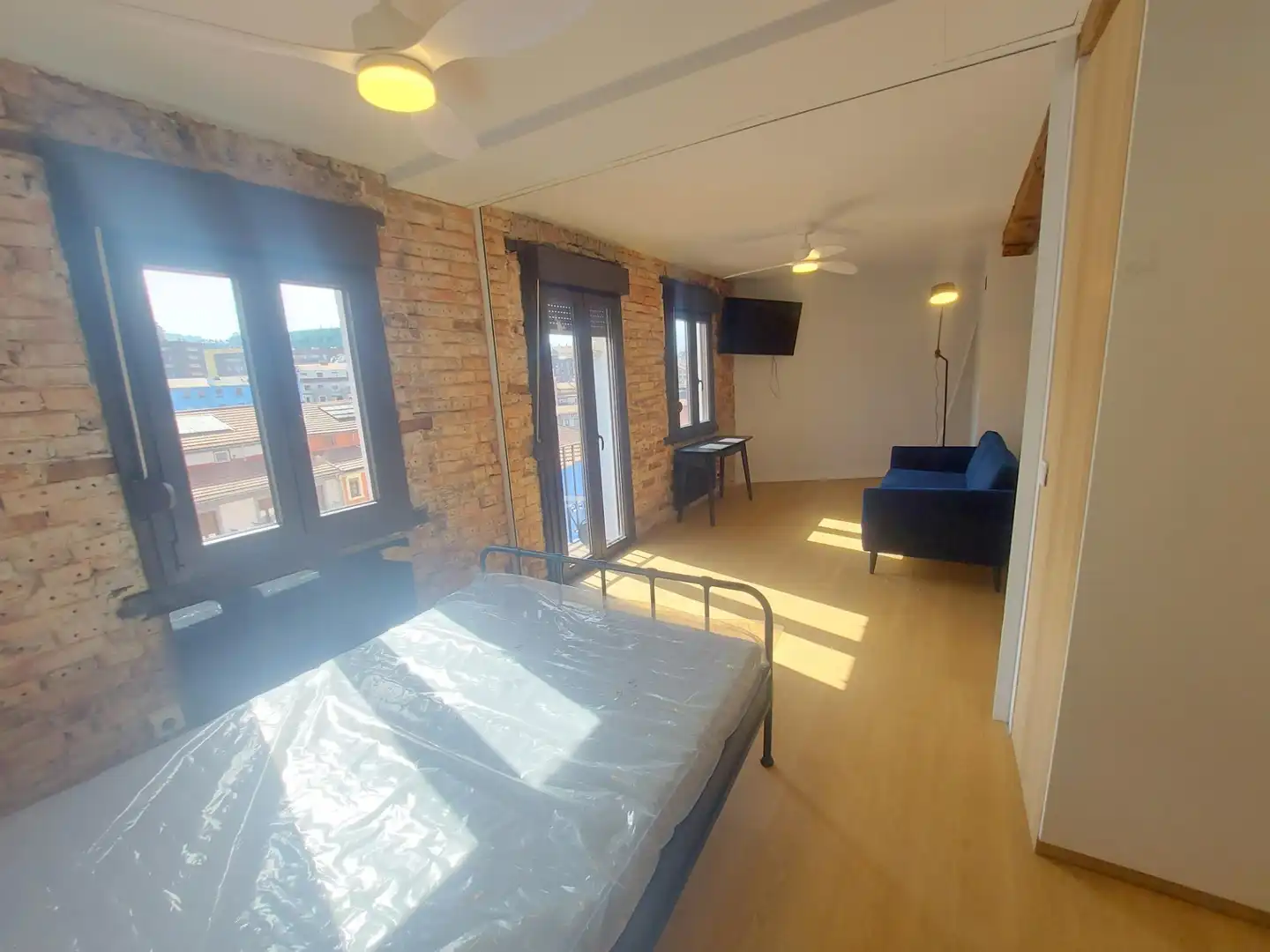 Piso en venta en Bilbao  con Calefacción, Amueblado y Balcón