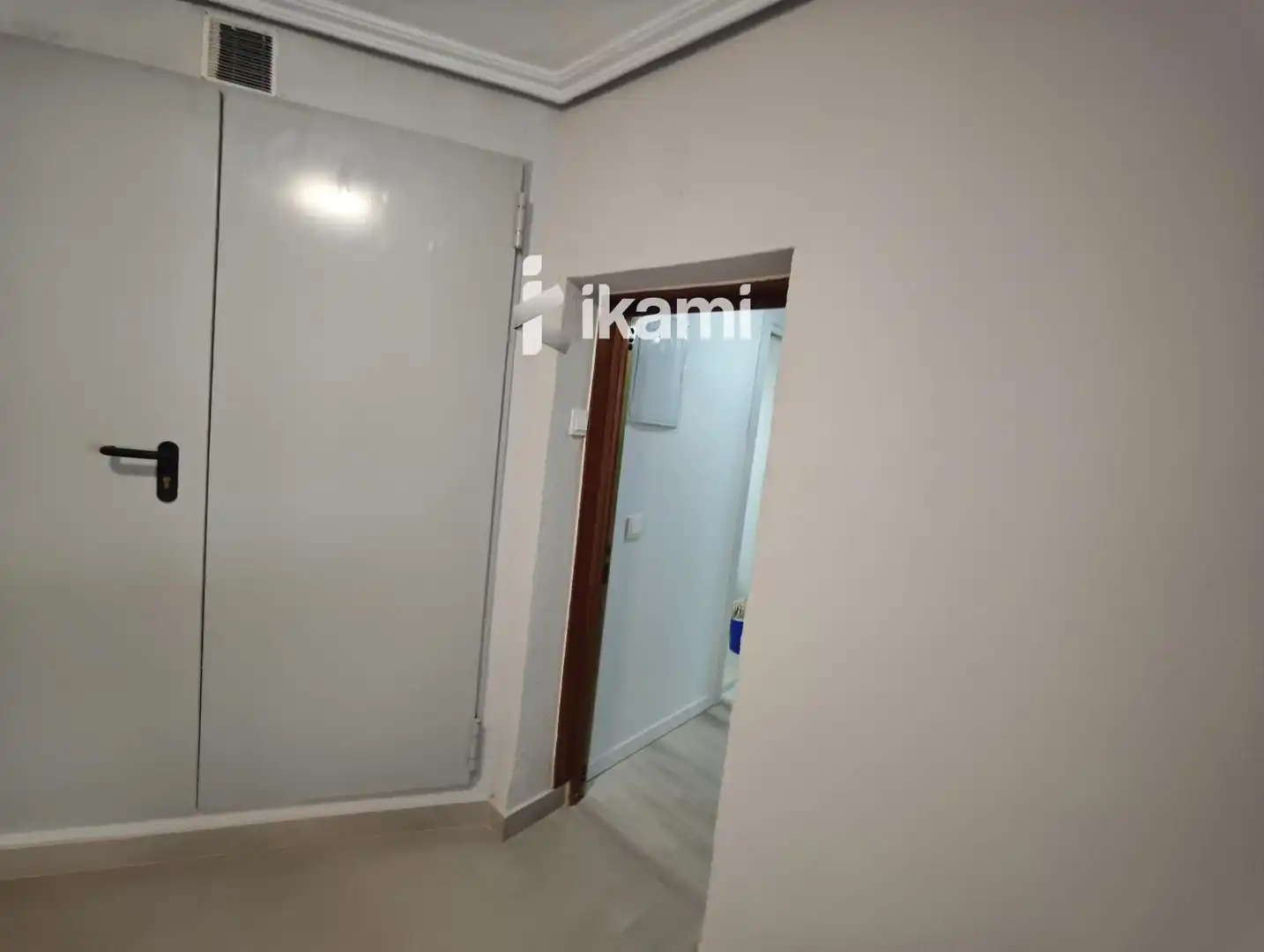 Piso en venta en Madrid con Calefacción, Jardín privado y Amueblado