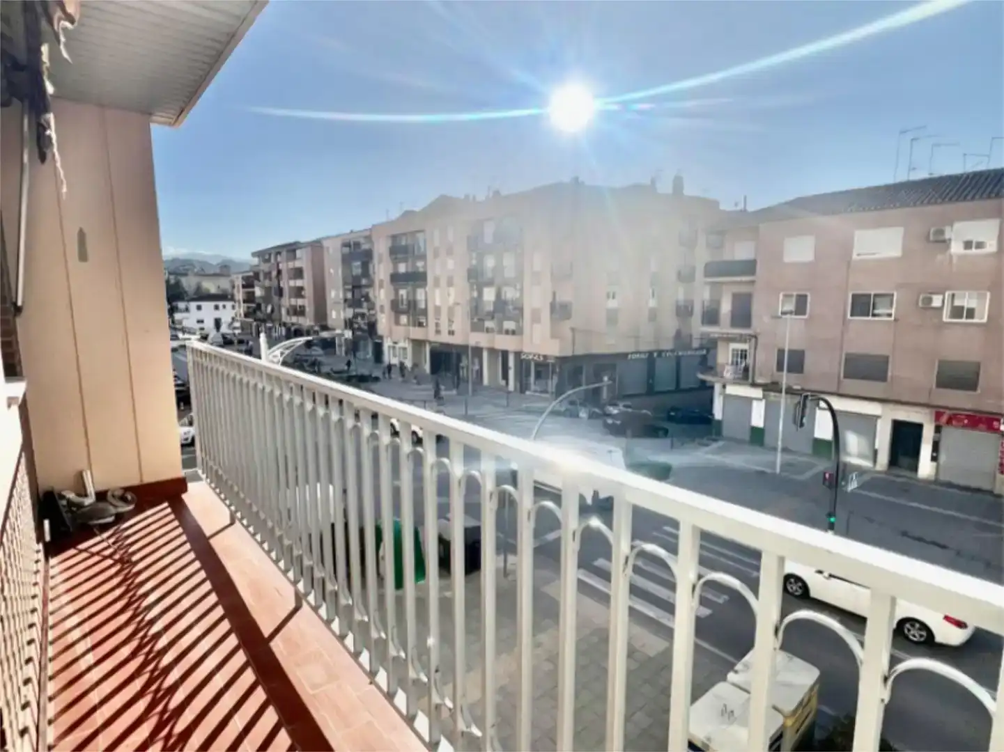 Vista exterior de Pis en venda en Guadix amb Balcó
