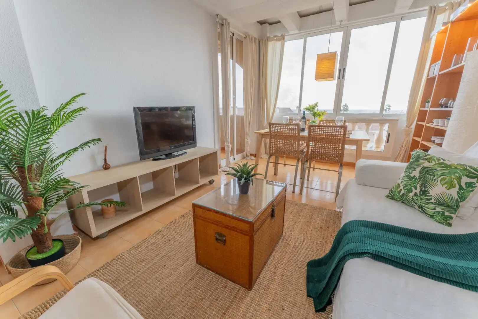 Sala d'estar de Pis en venda en Santa Pola amb Jardí privat, Terrassa i Balcó