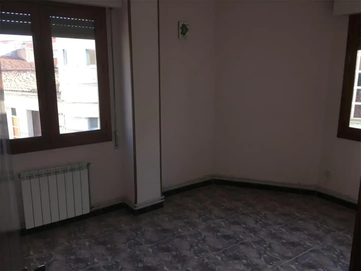 Habitación de Piso en venta en Castuera con Aire acondicionado, Horno y Balcón