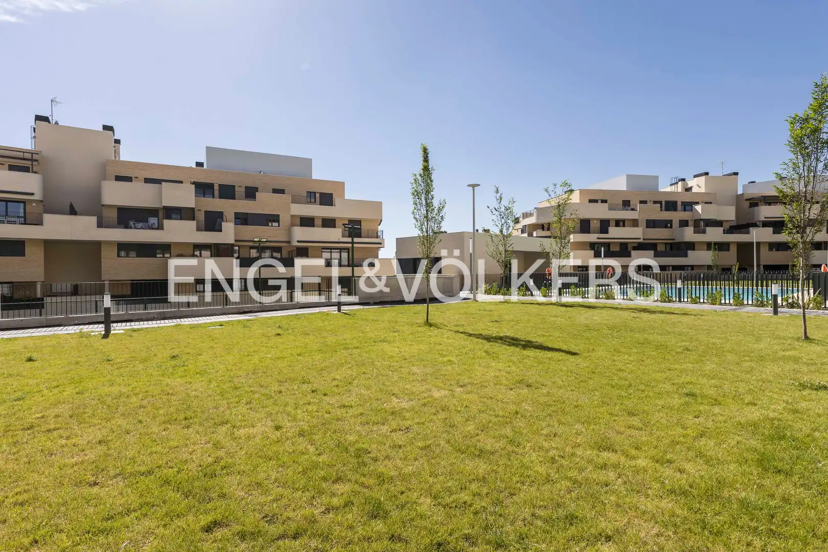 Vista exterior de Ático en venta en Colmenar Viejo con Aire acondicionado, Calefacción y Terraza