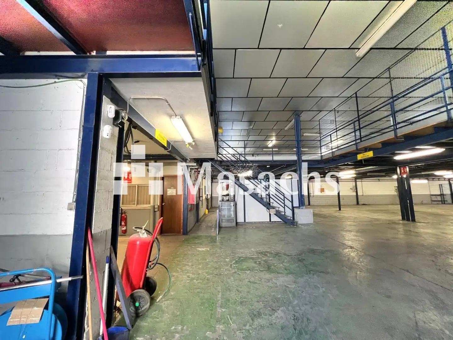 Industrial buildings for rent in Masquefa