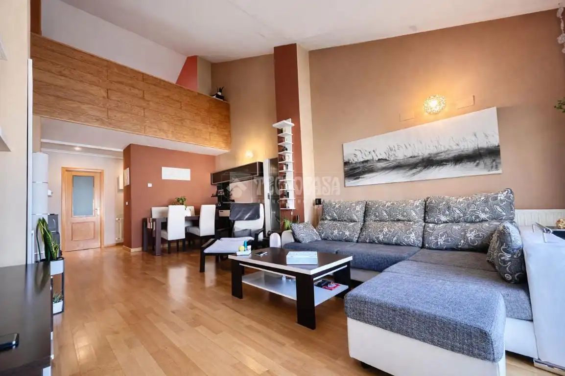Sala de estar de Piso en venta en Illescas con Aire acondicionado, Calefacción y Terraza