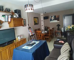 Sala d'estar de Casa o xalet en venda en Palma del Río amb Aire condicionat