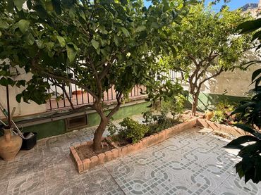Maison avec balcon à vendre à Tivissa