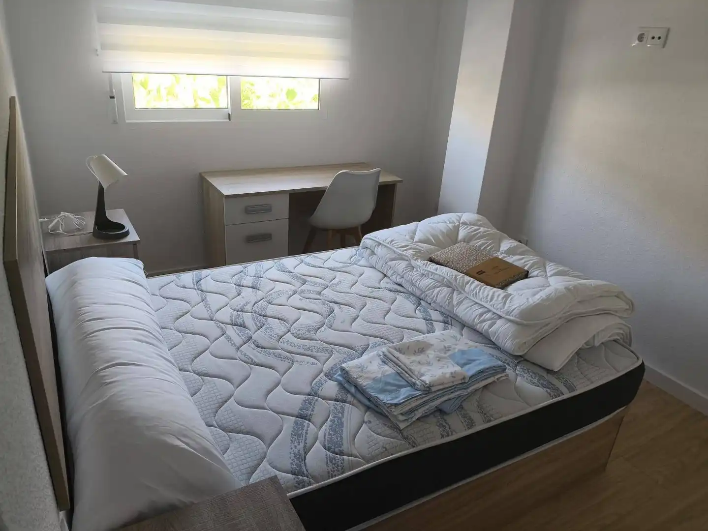 Habitación de Piso de alquiler en Murcia con Amueblado