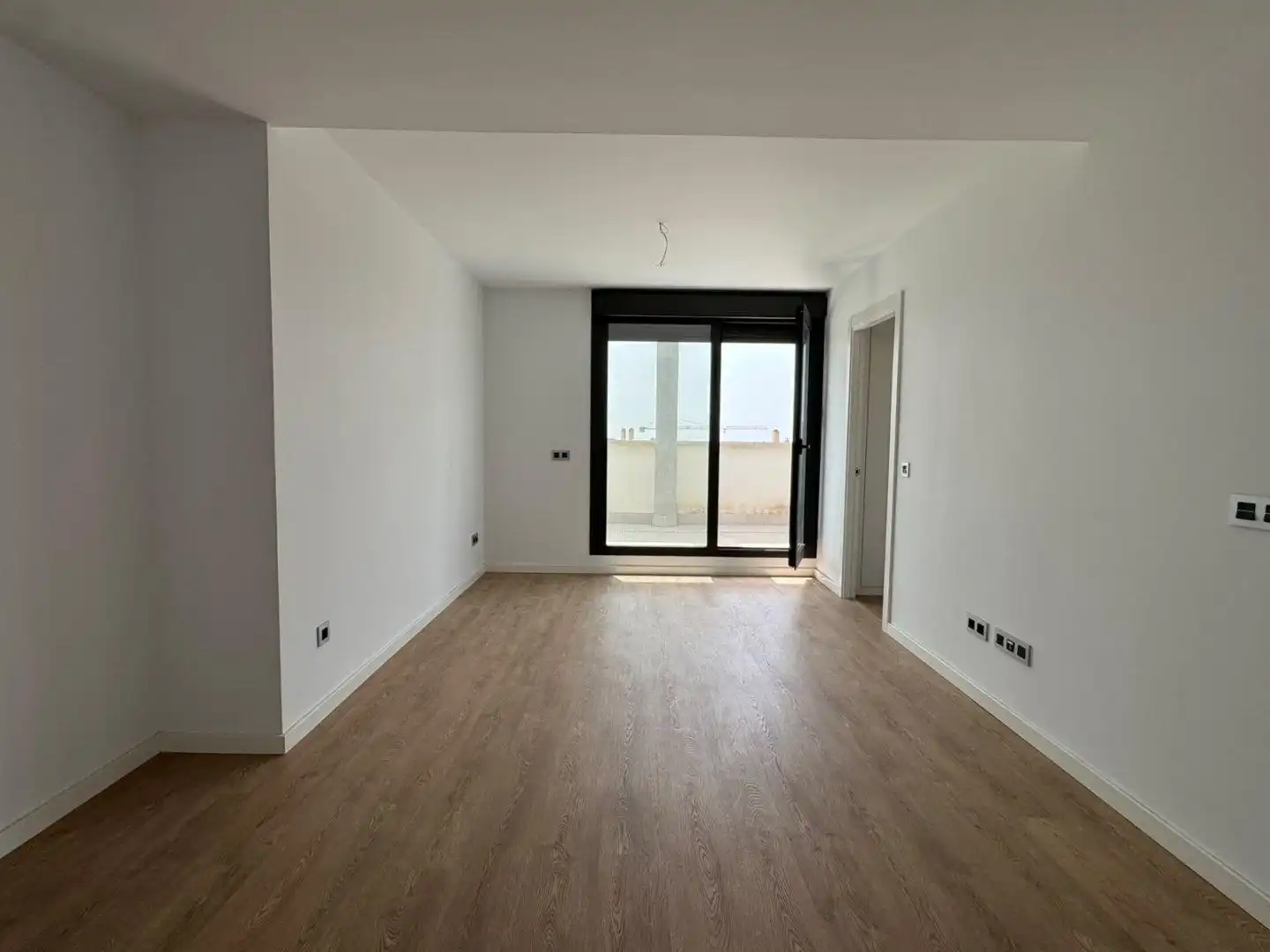 Sala d'estar de Àtic en venda en Bormujos amb Aire condicionat, Parquet i Terrassa