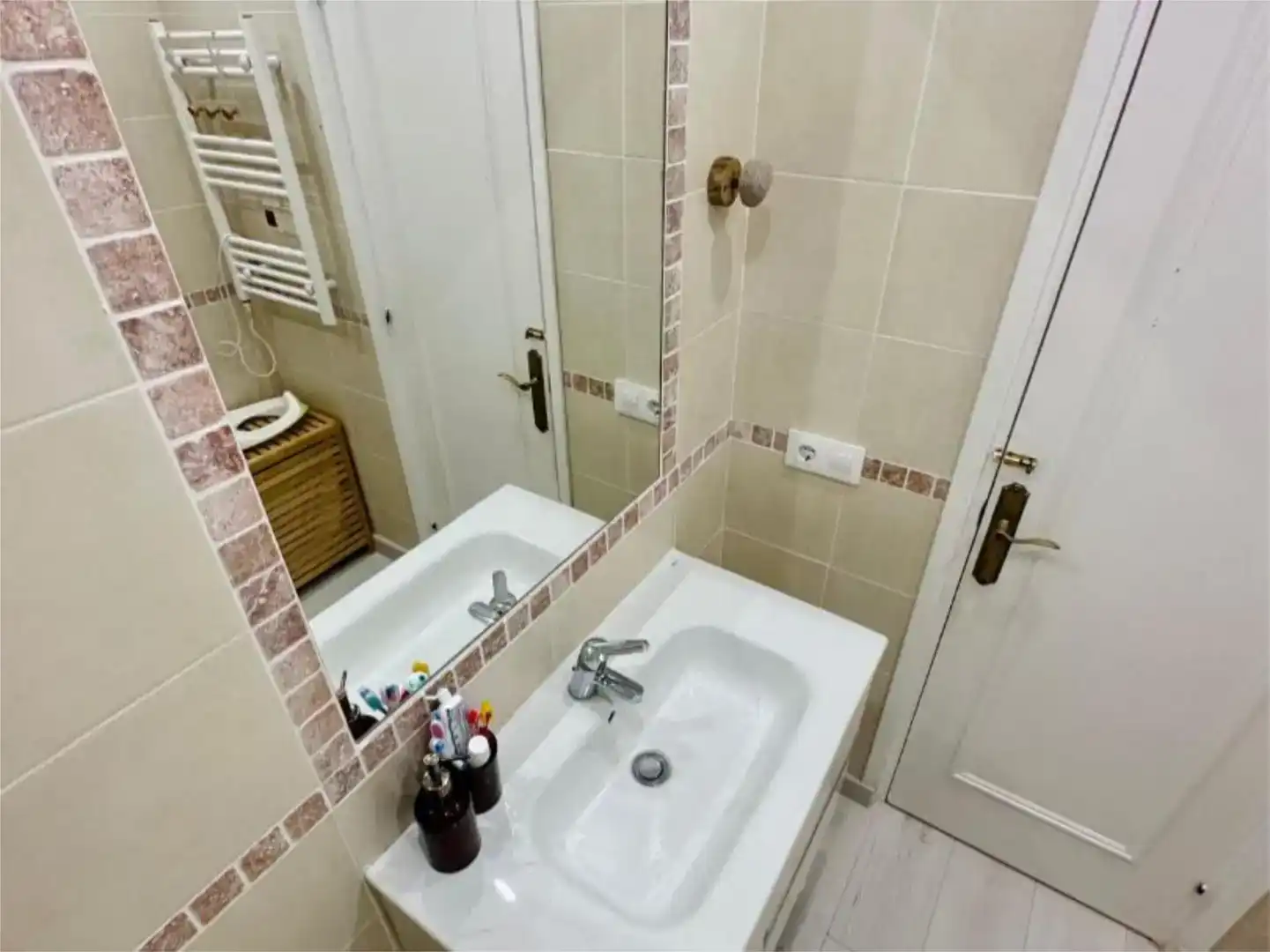 Badezimmer von Wohnung zum Verkauf in Es Mercadal mit Klimaanlage, Schwimmbad und Balkon