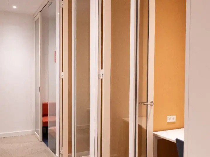 Office for rent in Madrid  with Air Conditioner, Heating and Furnished