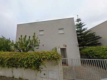 Villa con piscina in vendita a Carrer Rosa Sensat Vila 10