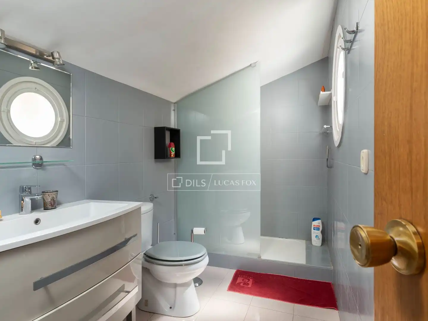Badezimmer von Wohnung zum Verkauf in Palamós mit Terrasse und Balkon