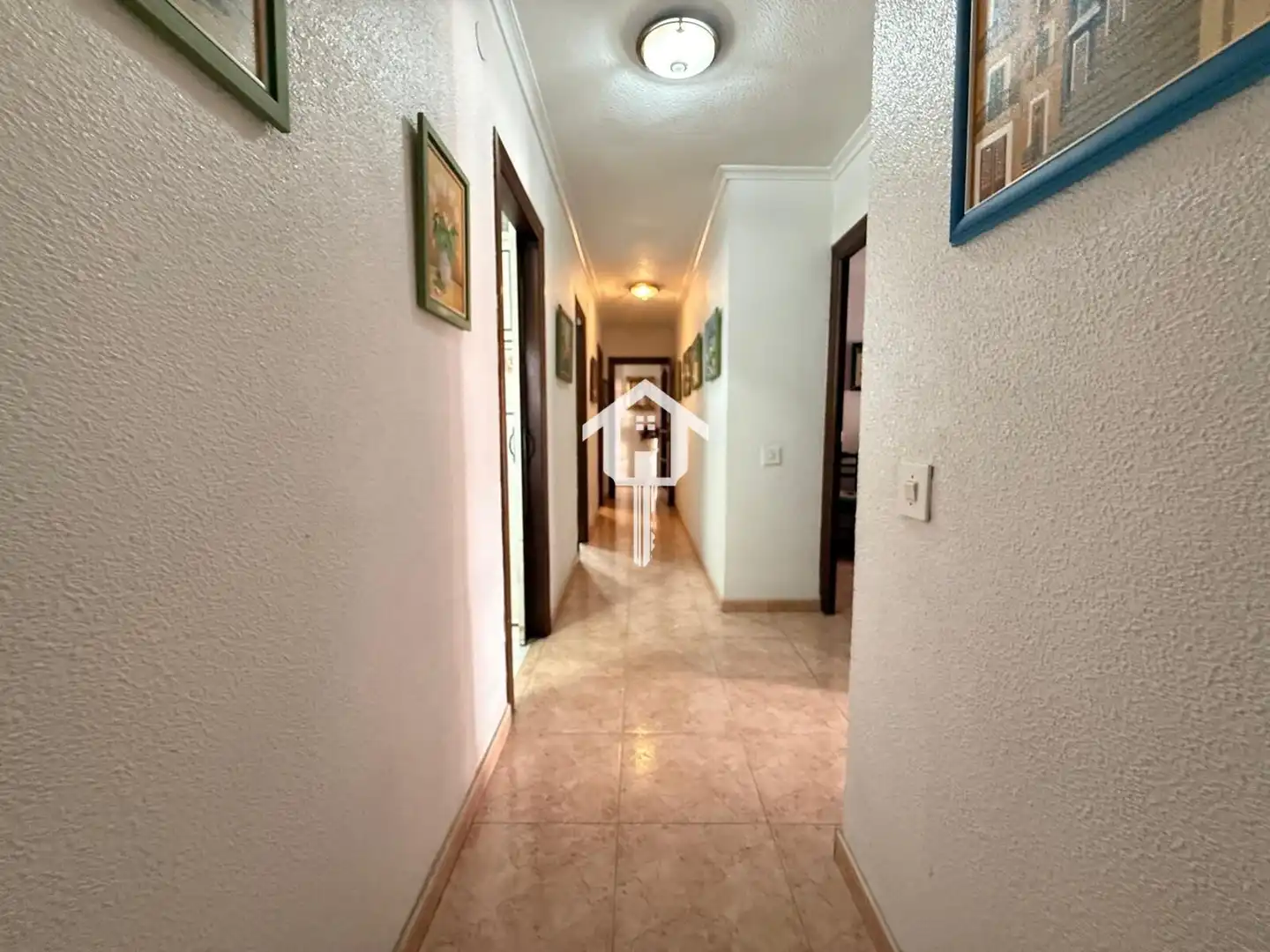 Piso en venta en Alicante / Alacant con Aire acondicionado, Amueblado y Balcón
