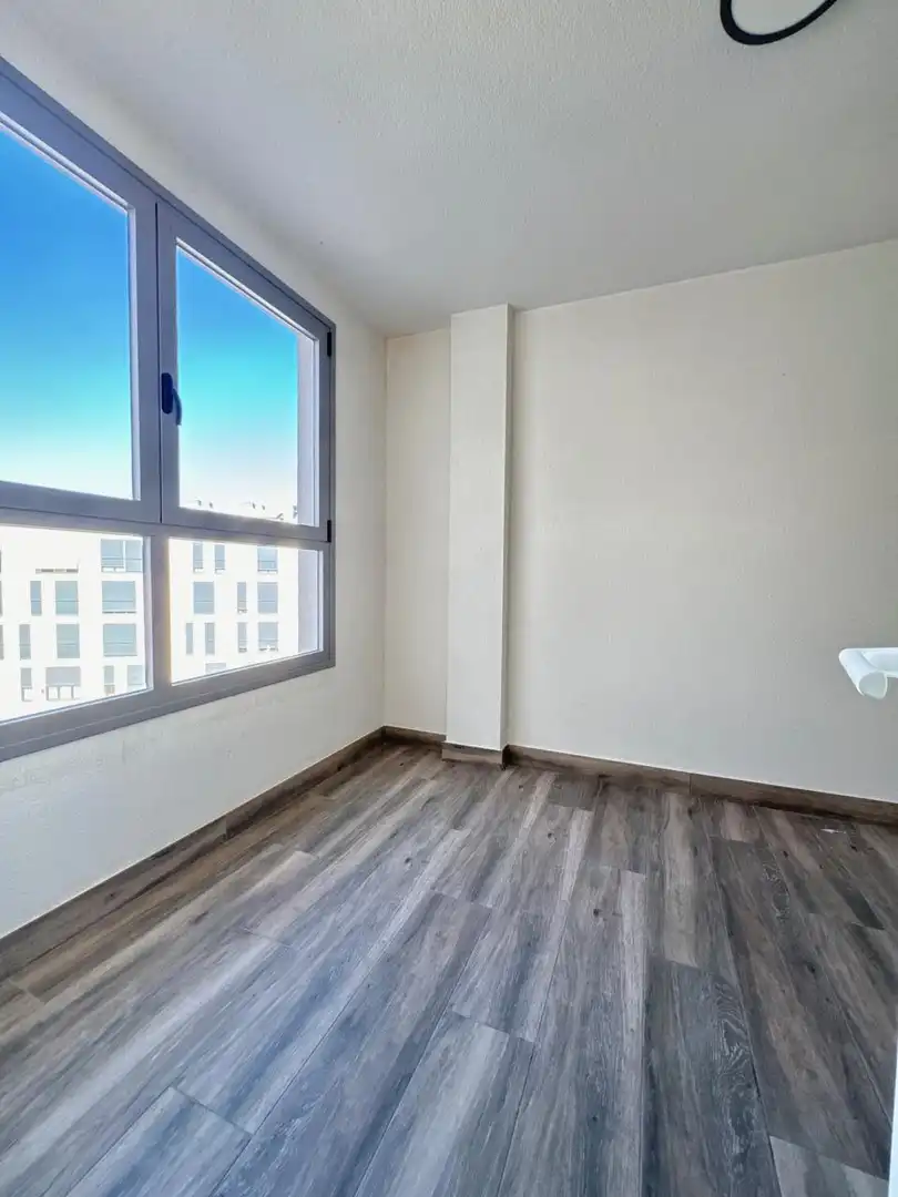 Habitación de Piso de alquiler en Segovia con Calefacción, Terraza y Trastero