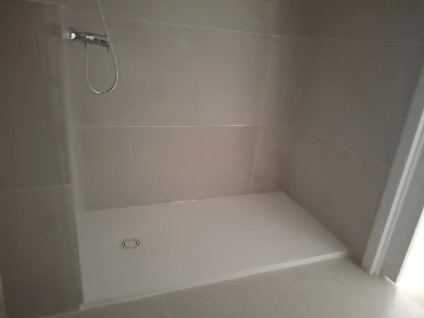 Baño de Planta baja en venta en Chipiona con Aire acondicionado, Calefacción y Jardín privado
